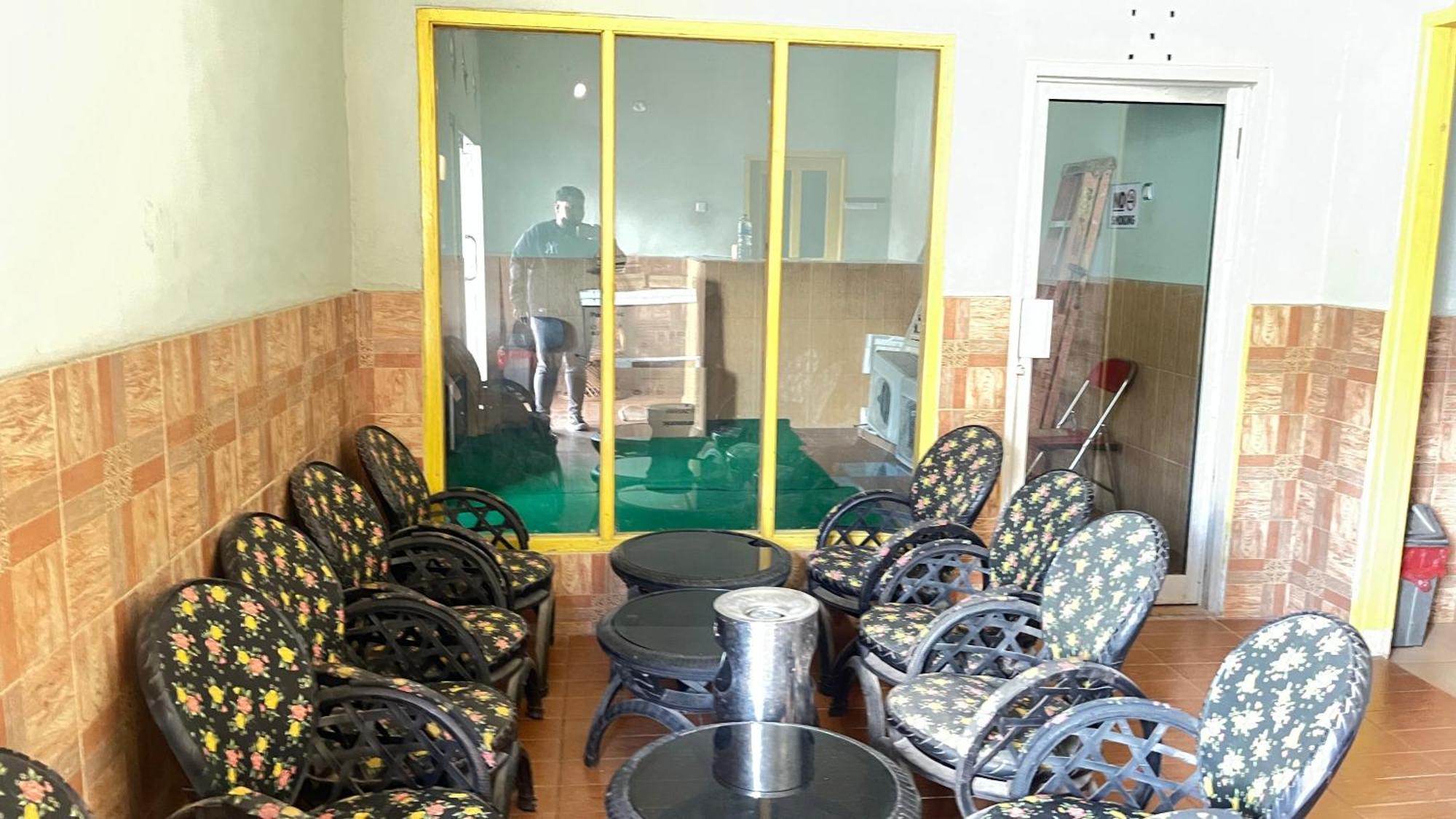 Oyo 93119 Guest House Leo Patra Muara Badak Bagian luar foto